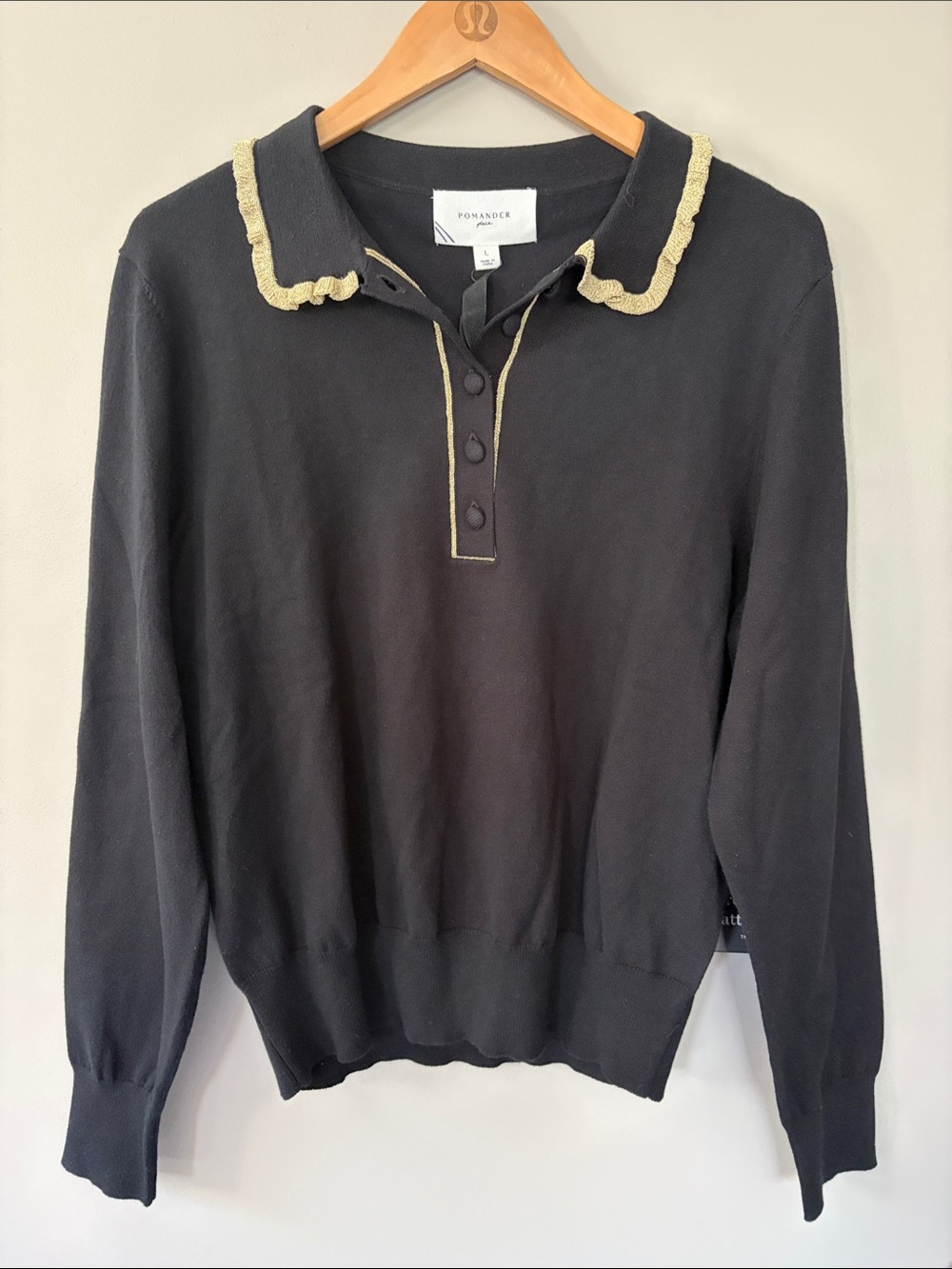 Tuckernuck Pomander Place Annalane Peter Pan Collar Sweater Large NWT Black Gold